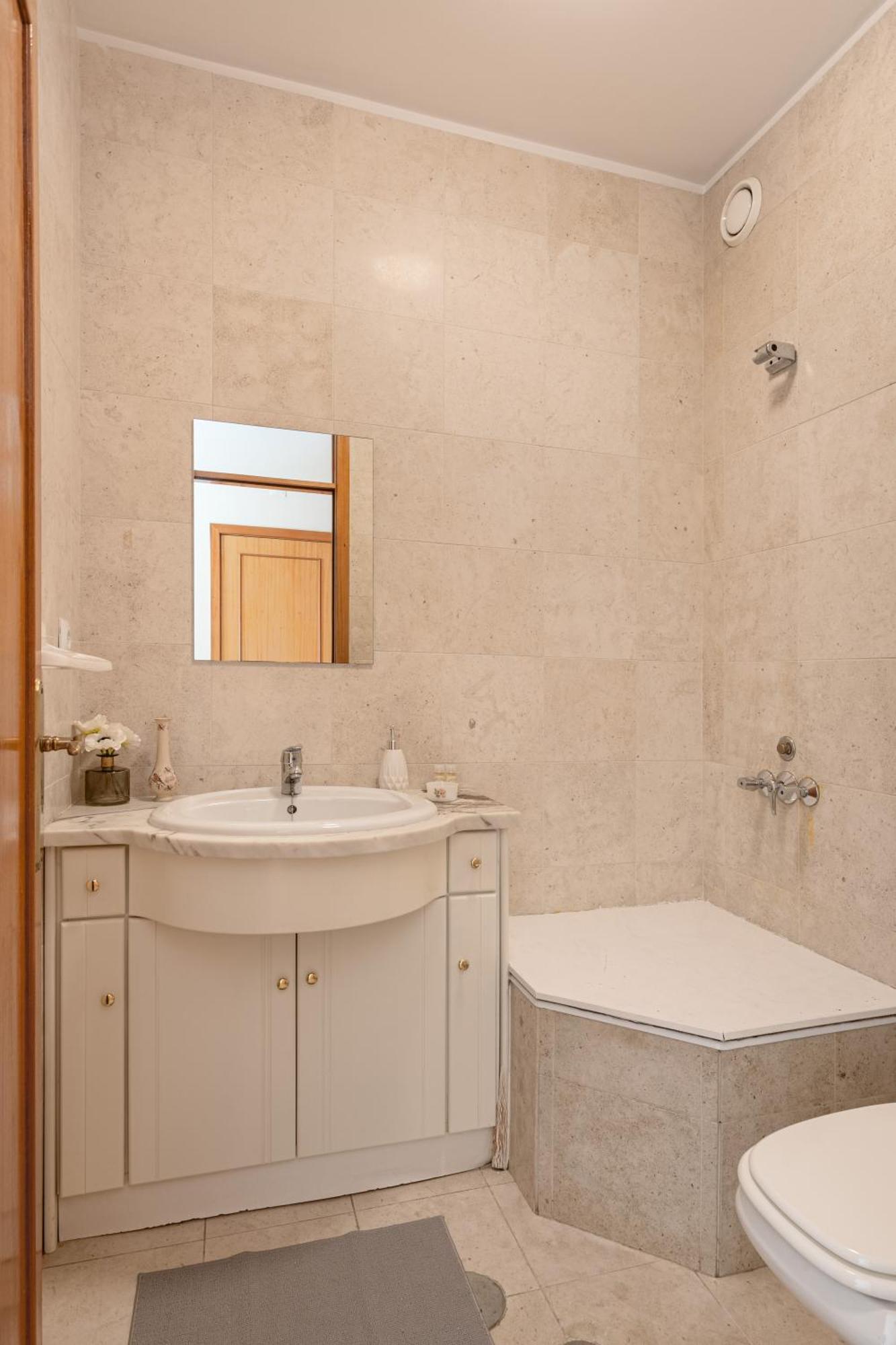 Joivy Stylish City Centre Flat With Parking Maía Extérieur photo
