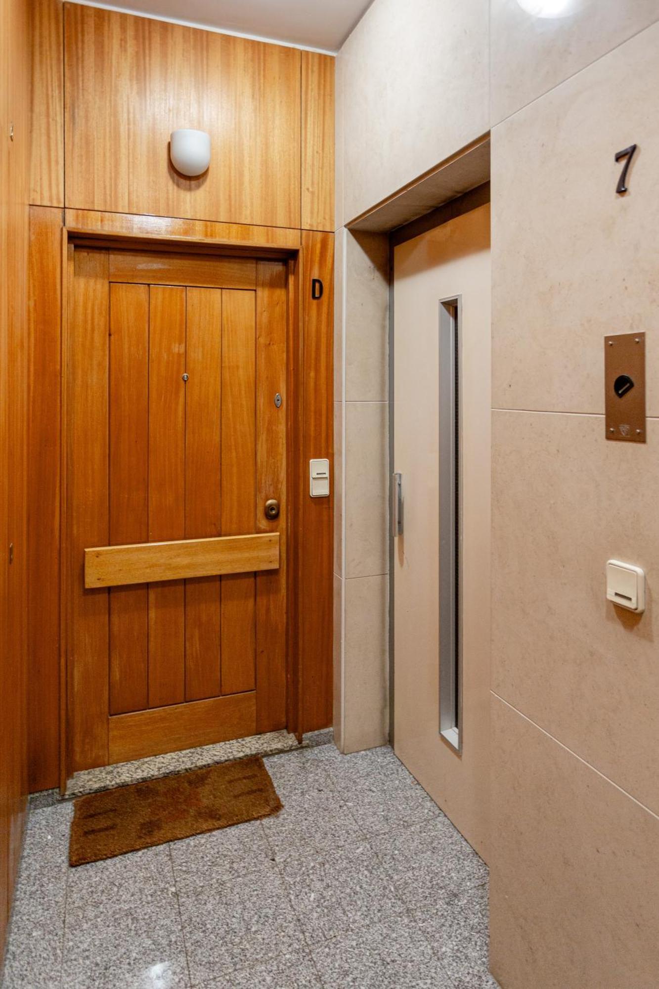 Joivy Stylish City Centre Flat With Parking Maía Extérieur photo
